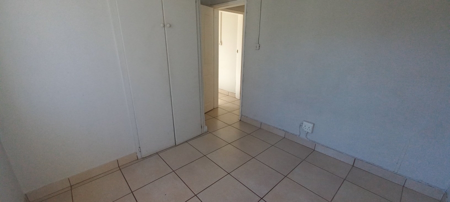 To Let 2 Bedroom Property for Rent in Loch Athlone Free State